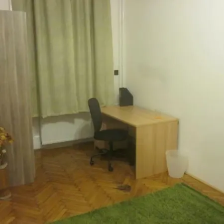For Groups In Centre Of Budapest, Isabella Str. *